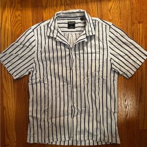 Todd Snyder Blue Striped Short Sleeve Button Down Shirt